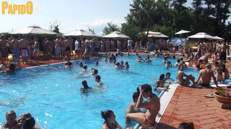 Domenica 15 Luglio - Pool Party